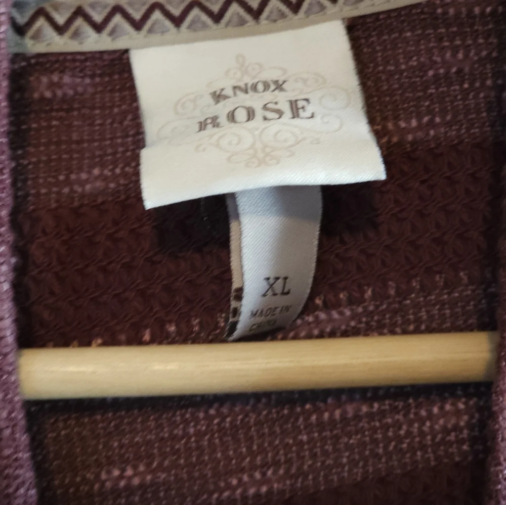 Knox Rose Cardigan - Picture 5 of 5